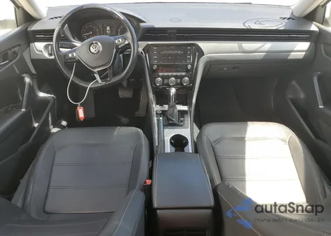 2020 Volkswagen Passat Se z USA, uszkodzony, nr VIN 1VWSA7A30LC006033